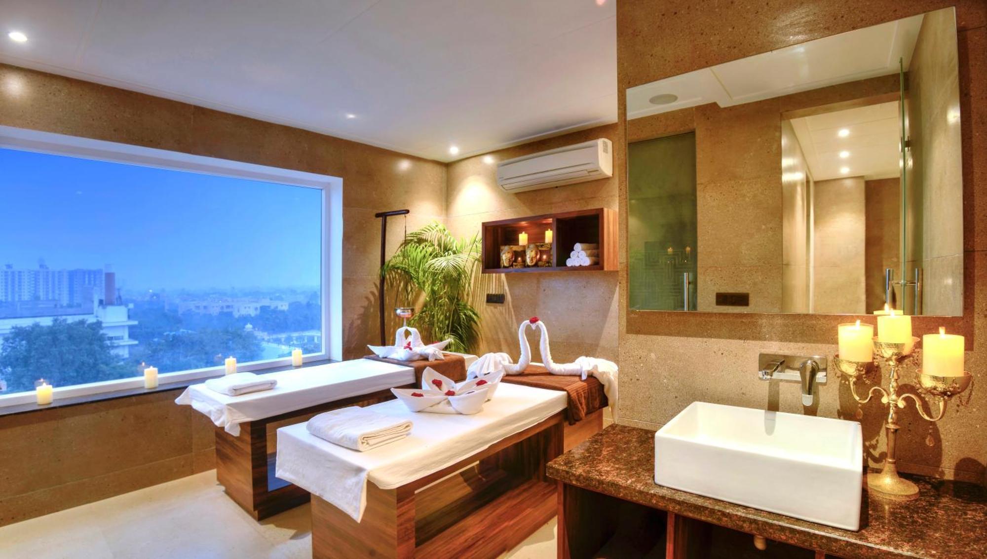 Golden Tulip Agra Ξενοδοχείο Agra  Εξωτερικό φωτογραφία