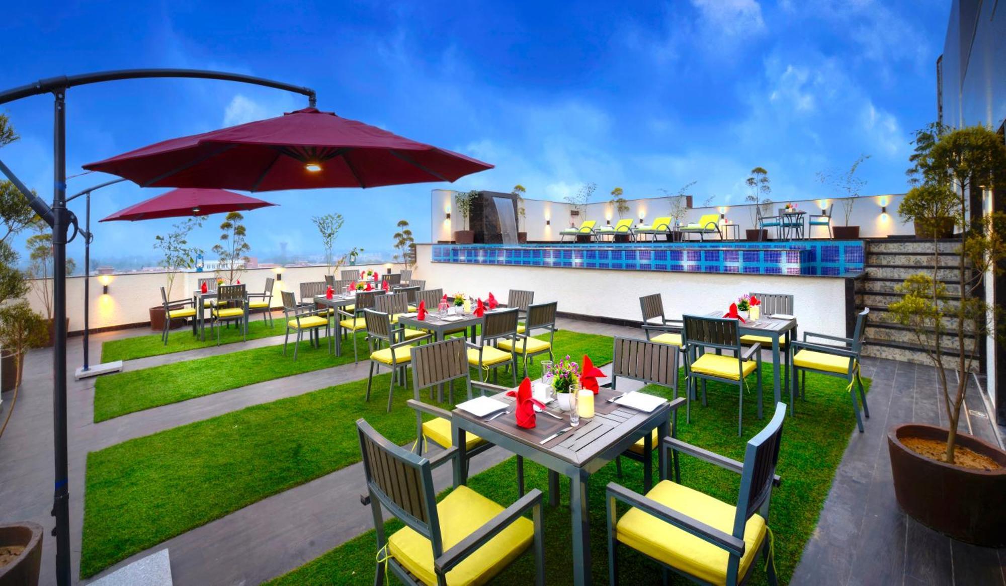 Golden Tulip Agra Ξενοδοχείο Agra  Εξωτερικό φωτογραφία